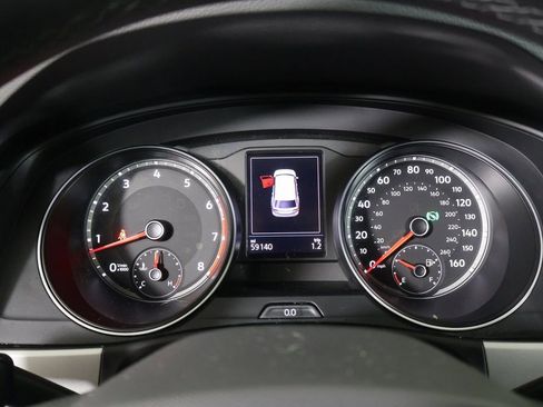 Used 2021 Volkswagen Atlas SE w/ Panoramic Sunroof Package image 34