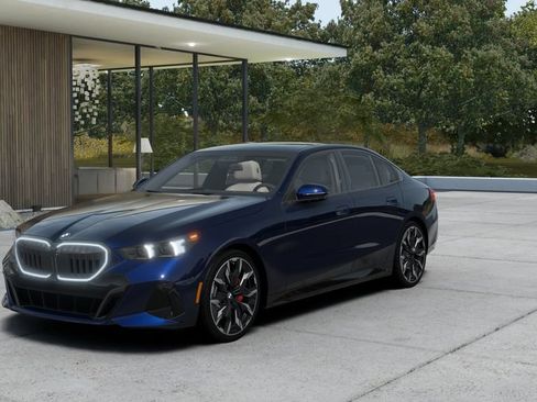 Used 2026 BMW 530i w/ Executive Package RWD image 26
