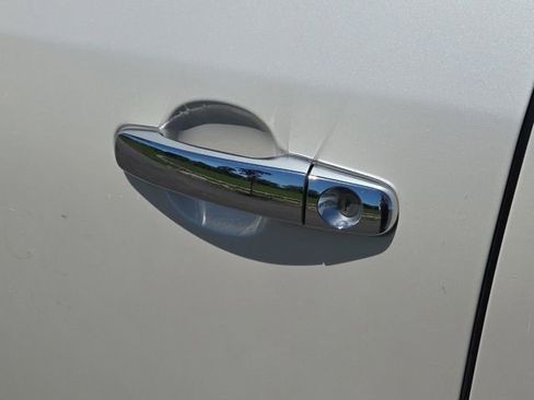 Used 2015 Buick Enclave Leather AWD/4WD image 23