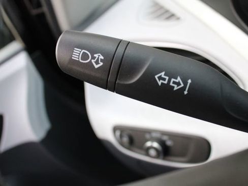 Used 2017 Chevrolet Bolt LT image 10