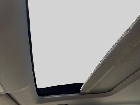 Used 2019 Honda Accord EX-L image 11