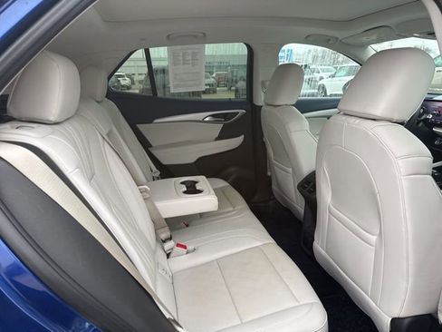 Used 2024 Buick Envision Avenir image 21