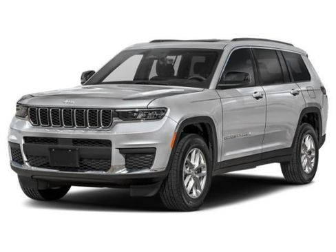 Used 2025 Jeep Grand Cherokee L Altitude image 1