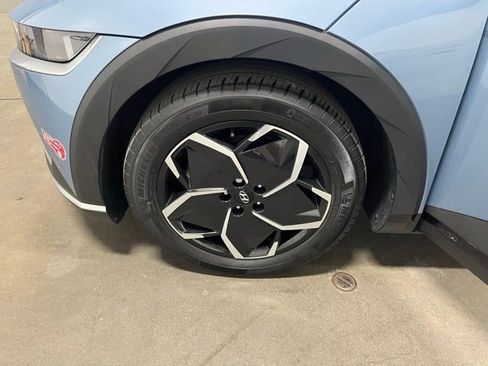 Used 2024 Hyundai Ioniq 5 SEL RWD image 28