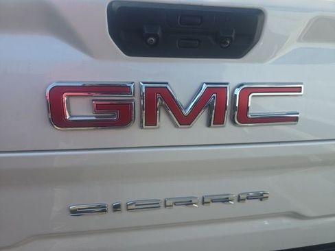Used 2023 GMC Sierra 2500 SLT w/ Texas SLT Premium Package AWD/4WD image 13