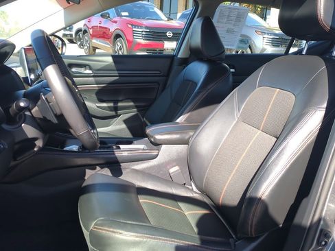 Certified 2022 Nissan Altima 2.5 SR image 19