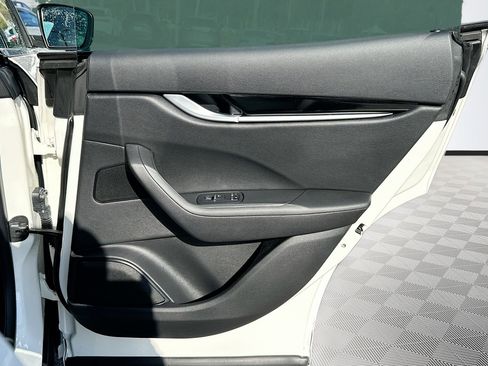 Used 2022 Maserati Levante GT image 32