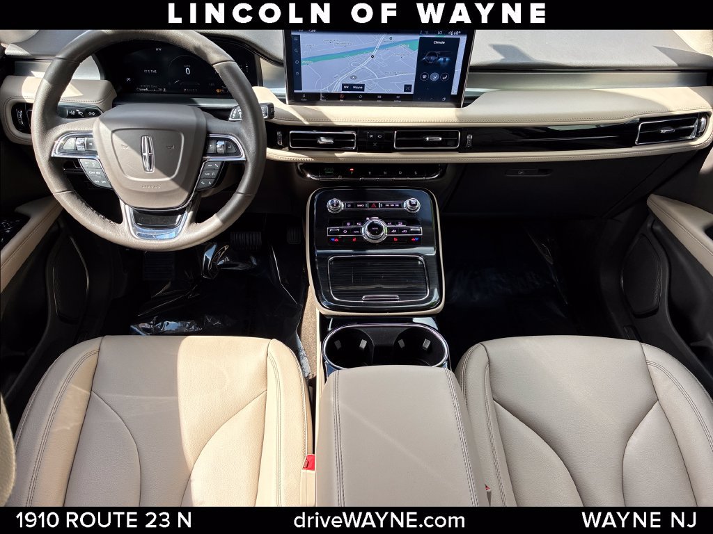Certified 2023 Lincoln Nautilus AWD w/ Premium Package image 23