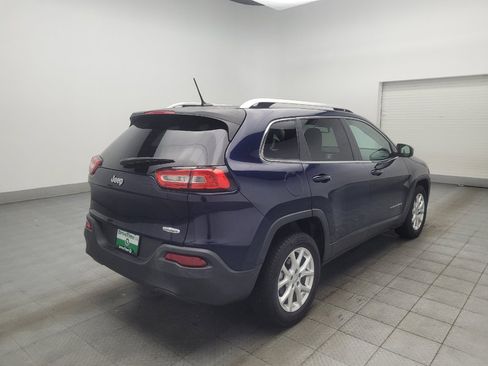 Used 2014 Jeep Cherokee Latitude w/ Cold Weather Group FWD image 9