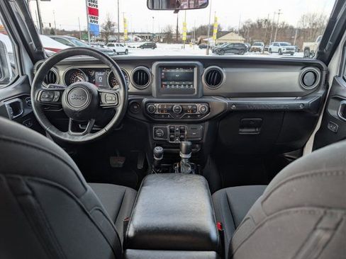 Used 2022 Jeep Wrangler Unlimited Sport S image 11