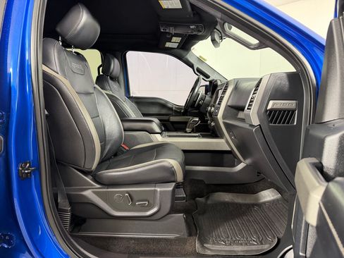 Used 2018 Ford F150 Raptor w/ Equipment Group 802A Luxury AWD/4WD image 29