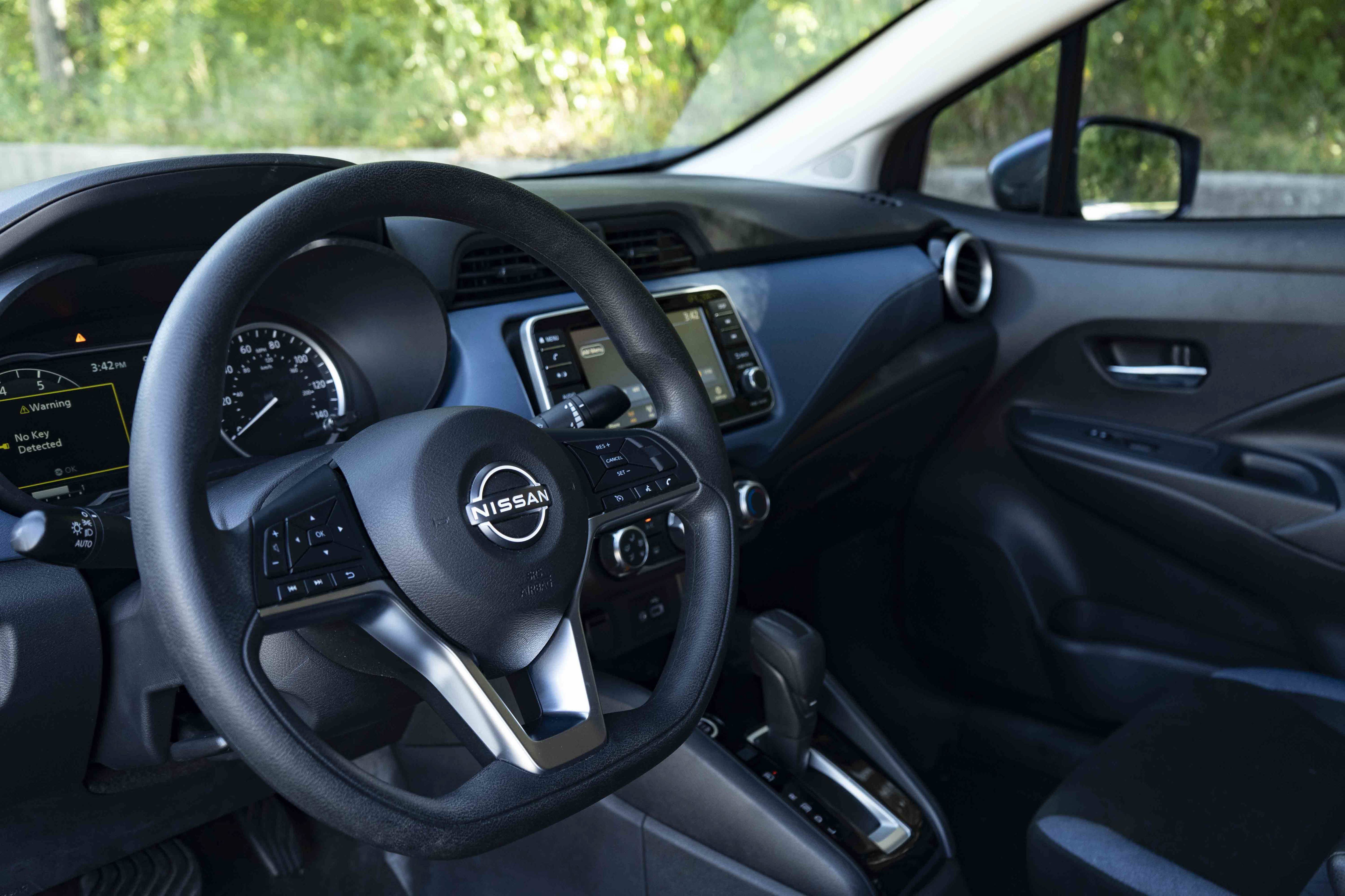 Used 2025 Nissan Versa SV w/ Trunk Package FWD image 16