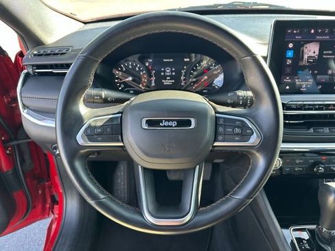 Used 2022 Jeep Compass Limited AWD/4WD image 6