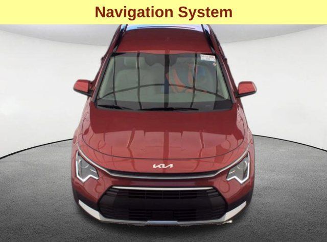 Used 2025 Kia Niro EX FWD image 4