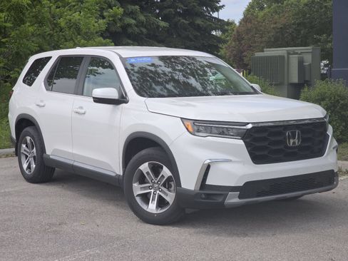 Certified 2024 Honda Pilot EX-L image 2