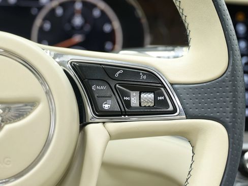 Used 2020 Bentley Flying Spur W12 w/ First Edition Specification image 33