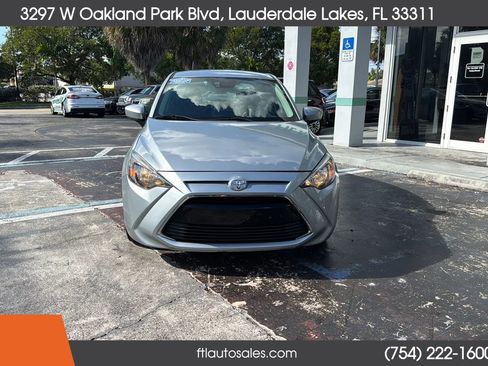 Used 2017 Toyota Yaris iA image 5