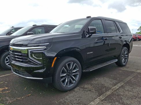 New 2026 Chevrolet Tahoe LS w/ LS Custom Edition AWD/4WD image 2