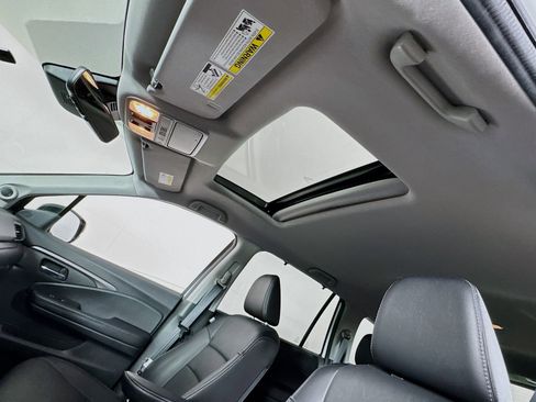 Used 2021 Honda Pilot Special Edition image 15