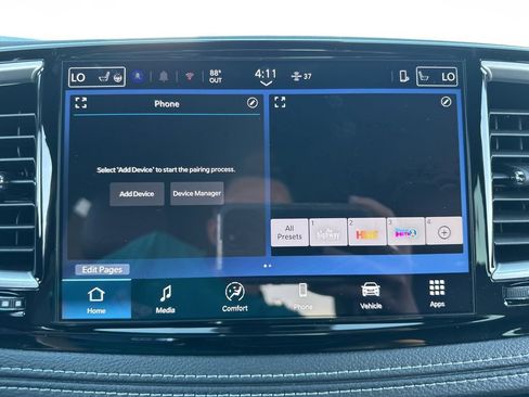 New 2026 Chrysler Pacifica Select AWD/4WD image 9