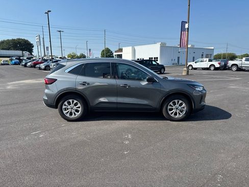 Used 2024 Ford Escape Active w/ Cold Weather Package FWD image 16