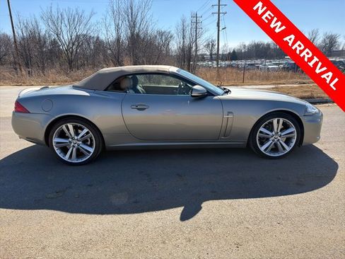 Used 2010 Jaguar XK Convertible image 2