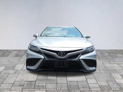 Used 2024 Toyota Camry SE FWD image 2