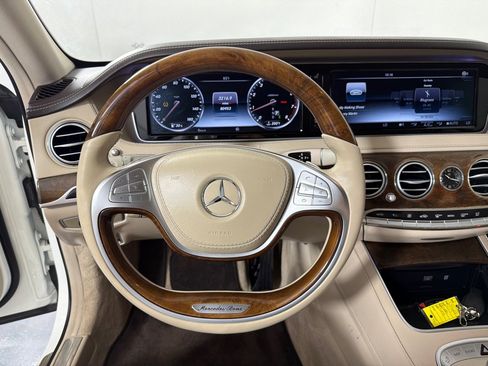 Used 2017 Mercedes-Benz S 550 4MATIC Sedan image 17