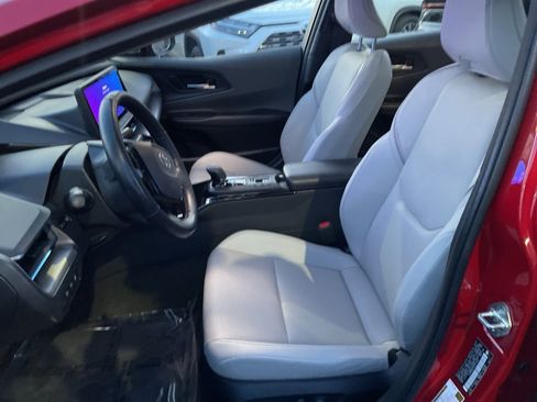 Used 2024 Toyota Prius Limited image 19