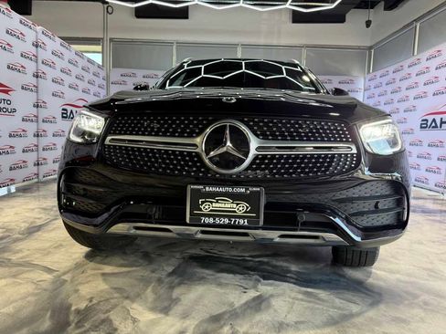 Used 2022 Mercedes-Benz GLC 300 4MATIC w/ AMG Line image 3