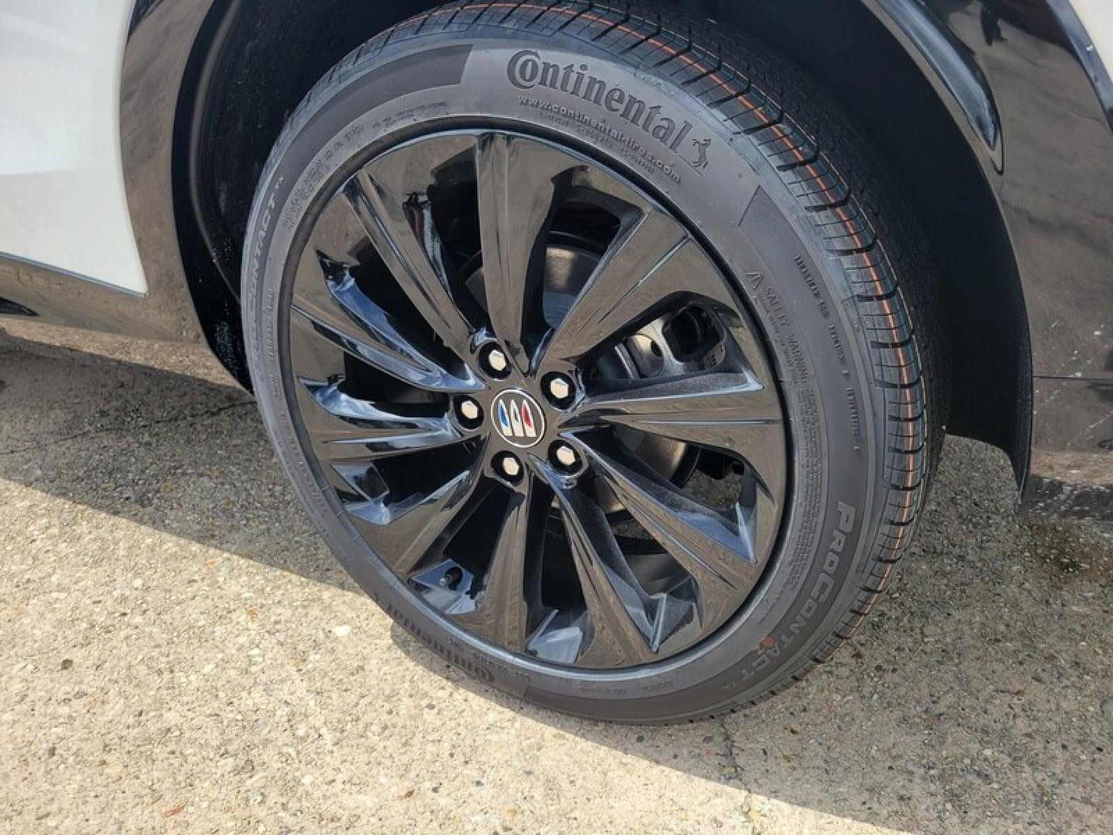 New 2026 Buick Envista Sport Touring w/ Convenience I Package FWD image 8