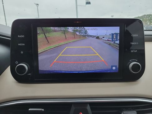 Used 2022 Hyundai Santa Fe SE image 10