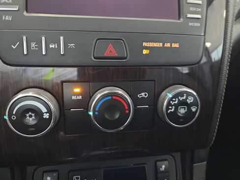 Used 2017 Chevrolet Traverse LT w/ Style and Technology Package image 43