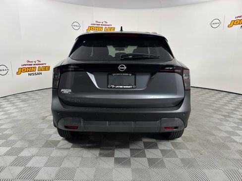 New 2026 Nissan Kicks SV w/ Illumination Package image 4
