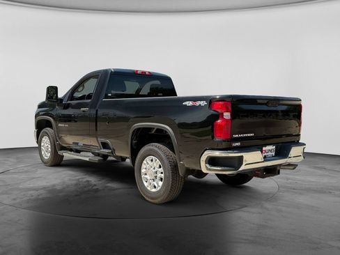 Used 2024 Chevrolet Silverado 2500 W/T w/ WT Convenience Package AWD/4WD image 7