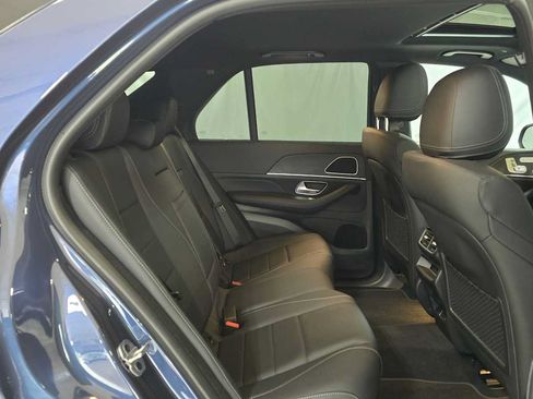 Used 2025 Mercedes-Benz GLE 350 4MATIC image 13