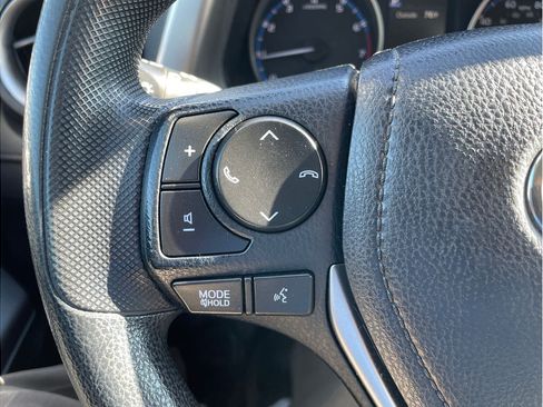 Used 2018 Toyota RAV4 LE w/ All Weather Liner Package AWD/4WD image 24