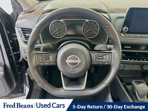 Used 2023 Nissan Rogue SV w/ SV Premium B Package AWD/4WD image 16