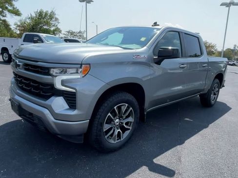 Used 2023 Chevrolet Silverado 1500 RST image 4