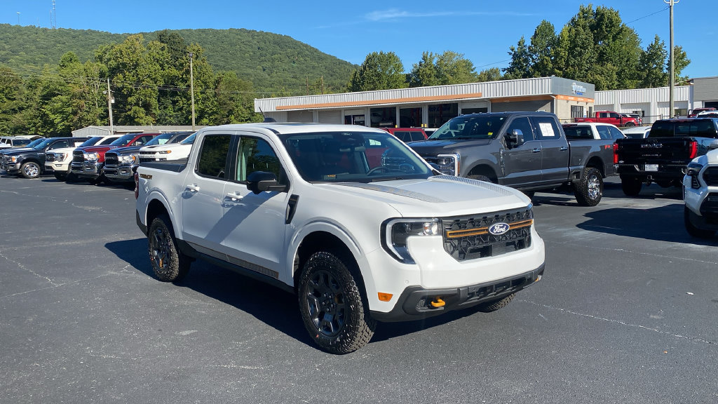 New 2026 Ford Maverick Tremor AWD/4WD image 3
