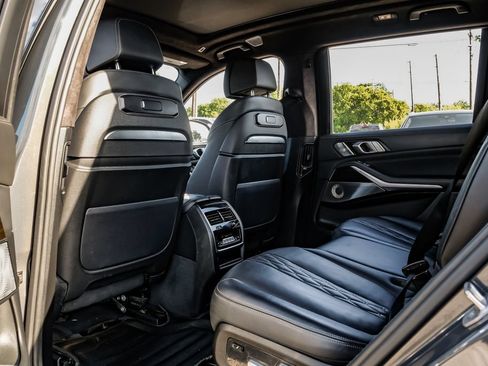 Used 2023 BMW X7 M60i w/ Executive Package AWD/4WD image 43
