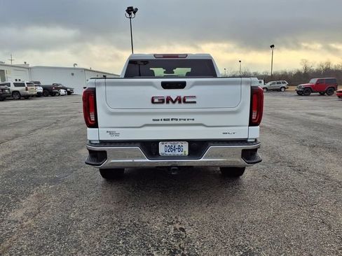 Used 2025 GMC Sierra 1500 SLT AWD/4WD image 9