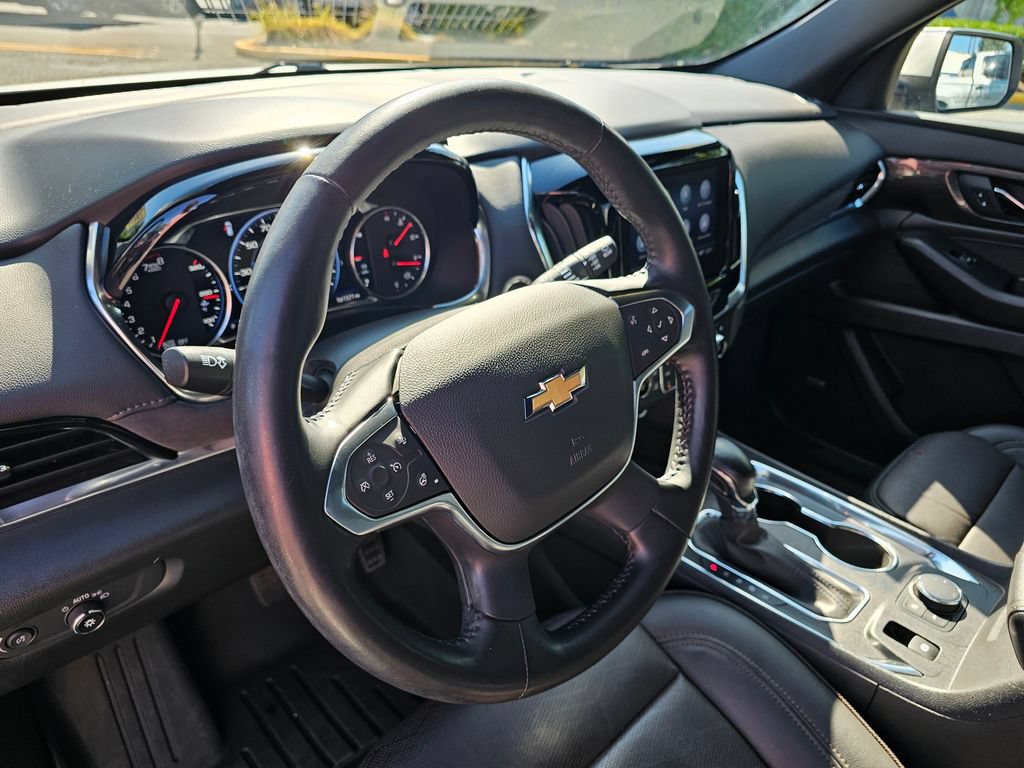 Used 2022 Chevrolet Traverse High Country AWD/4WD image 26