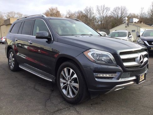 Used 2016 Mercedes-Benz GL 450 4MATIC image 3