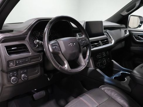 Used 2021 Chevrolet Suburban RST AWD/4WD image 17
