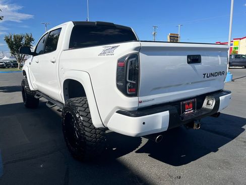 Used 2017 Toyota Tundra Platinum AWD/4WD image 7