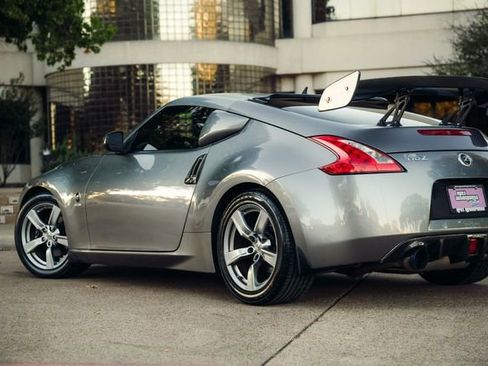 Used 2009 Nissan 370Z Coupe image 51