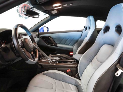 Used 2024 Nissan GT-R w/ Floor Mat Package AWD/4WD image 35