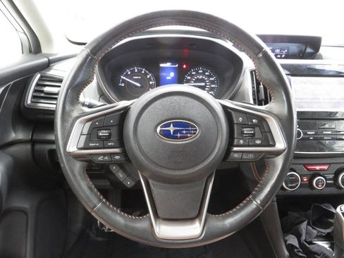 Used 2021 Subaru Crosstrek 2.0i Premium w/ Moonroof Package AWD/4WD image 17