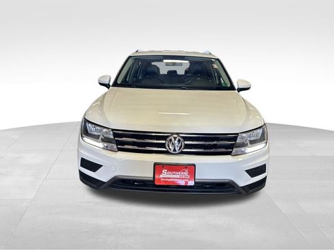Used 2019 Volkswagen Tiguan SE image 5
